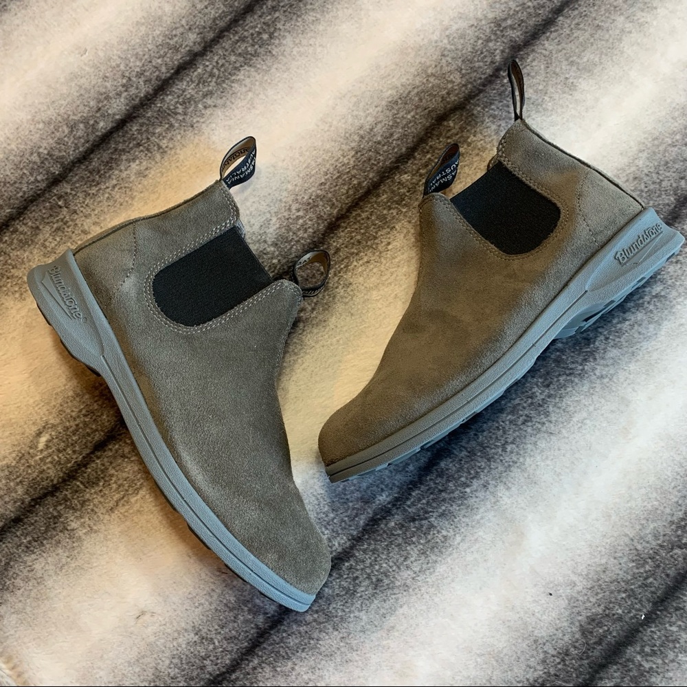 { Blundstone } BL 1397 Olive Chelsea Boots
